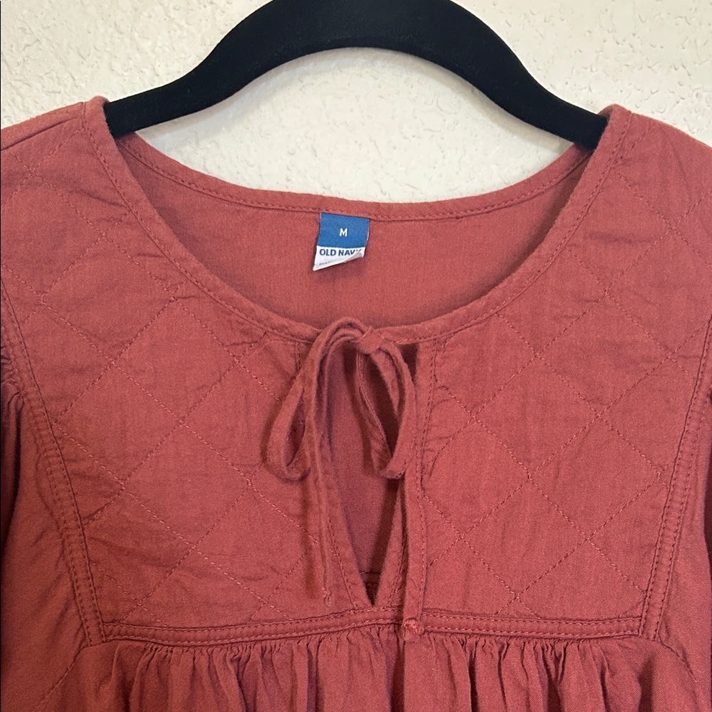 Old Navy Mauve Puff Sleeve Blouse - Picture 3 of 7